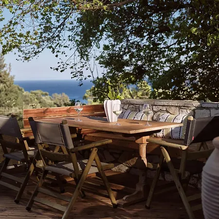 Villa Chris & Jo Villas, Enchanting Escapes, With Heated Pools & Seaviews By Thinkvilla *